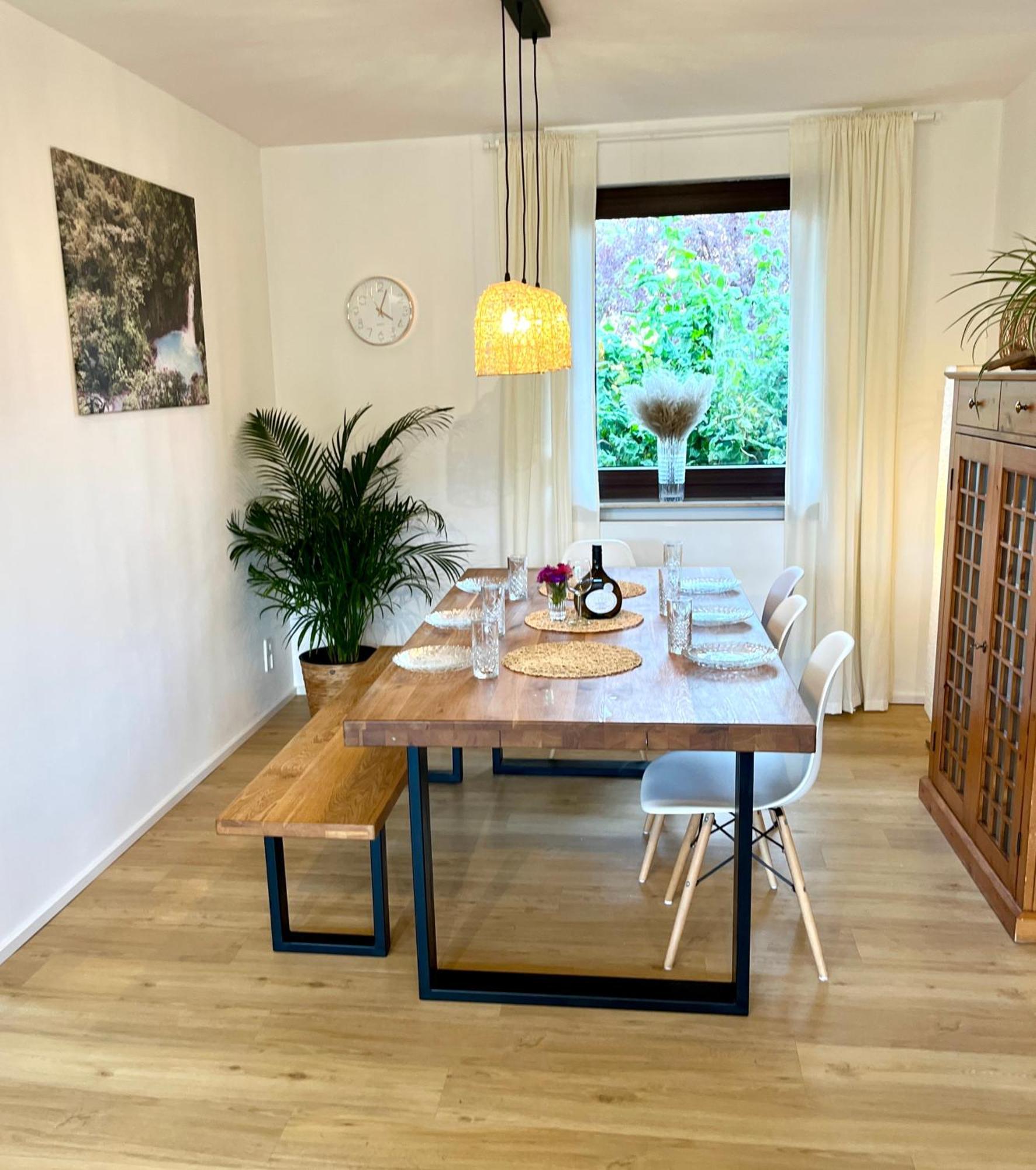 Ferienhaus Weinbergblick - Nahe Wuerzburg - 2 Schlafzimmer - Familienfreundlich - Terrasse Unterleinach Bagian luar foto