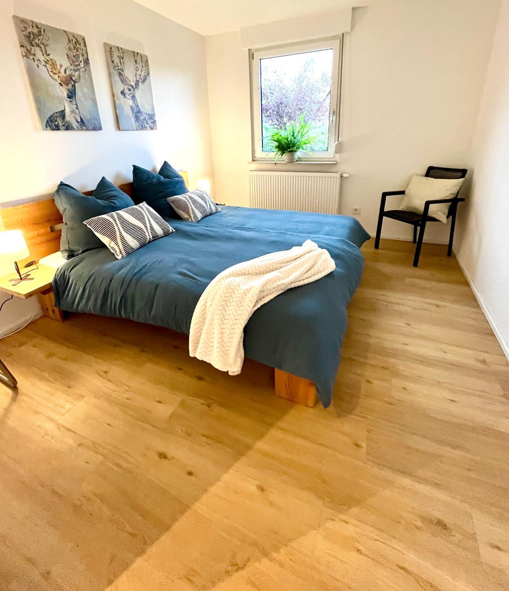 Ferienhaus Weinbergblick - Nahe Wuerzburg - 2 Schlafzimmer - Familienfreundlich - Terrasse Unterleinach Bagian luar foto