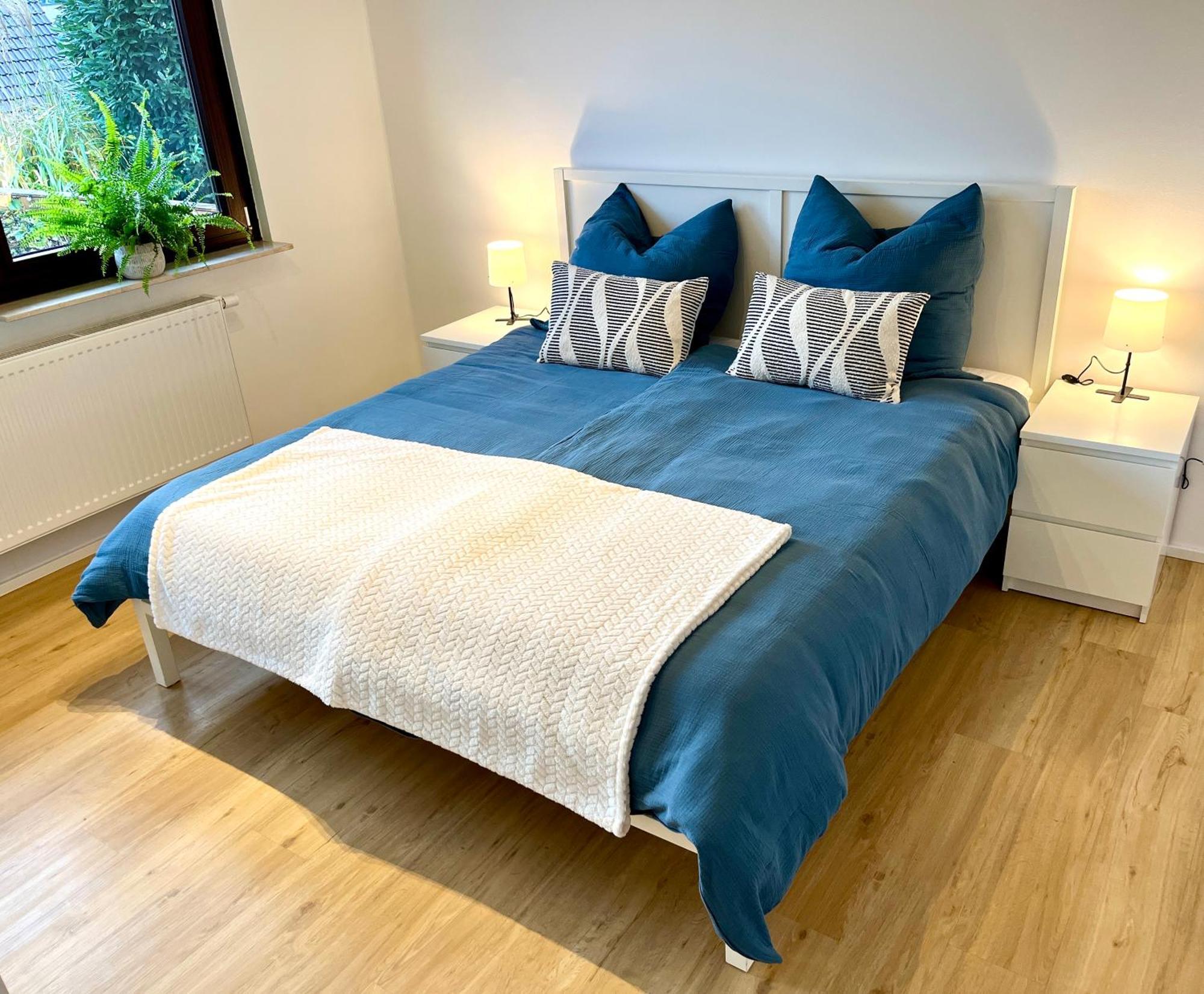 Ferienhaus Weinbergblick - Nahe Wuerzburg - 2 Schlafzimmer - Familienfreundlich - Terrasse Unterleinach Bagian luar foto